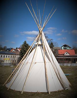 Výroba na zakázku - InDios historické stany